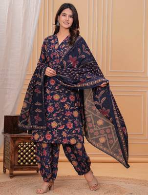 Blue floral printed pure cotton kurta set for women 1