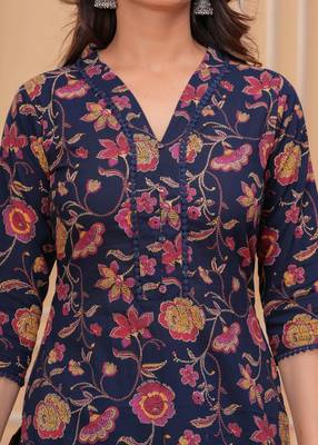 Blue floral printed pure cotton kurta set for women 4