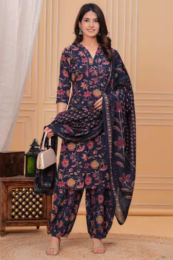 Blue floral printed cotton kurta set for women