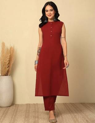 Maroon solid pure cotton kurta set for women 1
