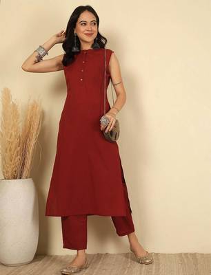 Maroon solid pure cotton kurta set for women 4