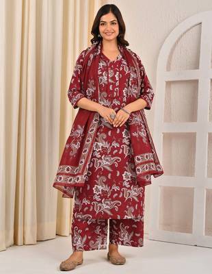 Burgundy floral printed pure cotton kurta set for women 3