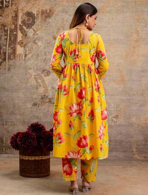 Yellow floral printed pure cotton kurta set for women 2