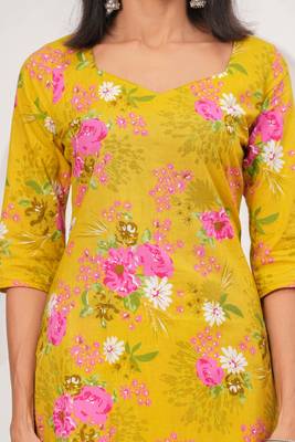 Yellow floral printed pure cotton kurta set for women 4