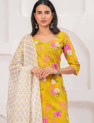 Yellow floral printed pure cotton kurta set for women 5