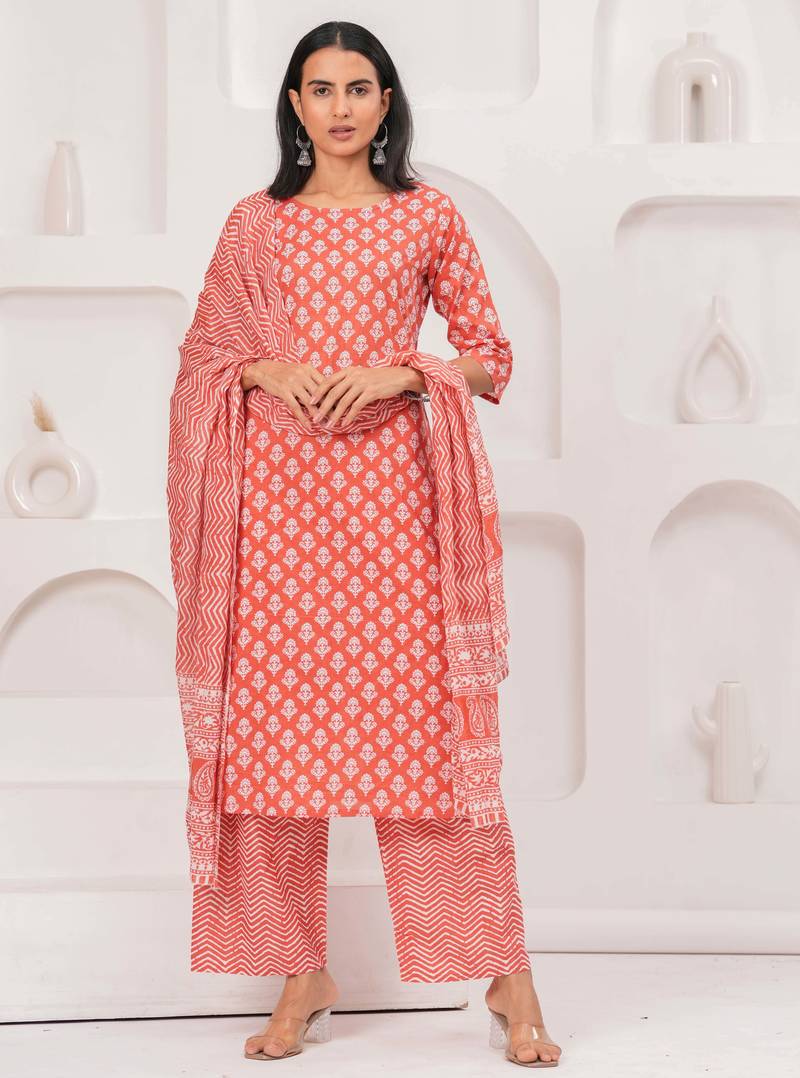 Pink floral printed pure cotton kurta set for women