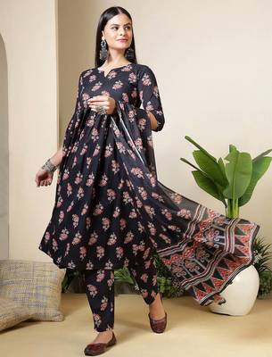 Black floral printed pure cotton kurta set for women 5