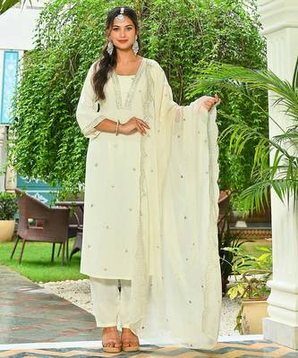 Off white embroidered viscose rayon kurta set for women 1