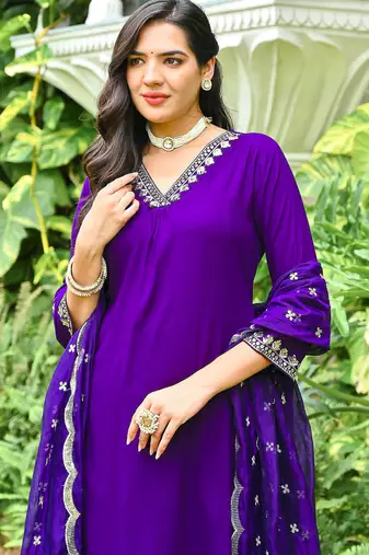Purple embroidered viscose rayon kurta set for women