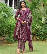 Burgundy floral printed pure cotton kurta set for women