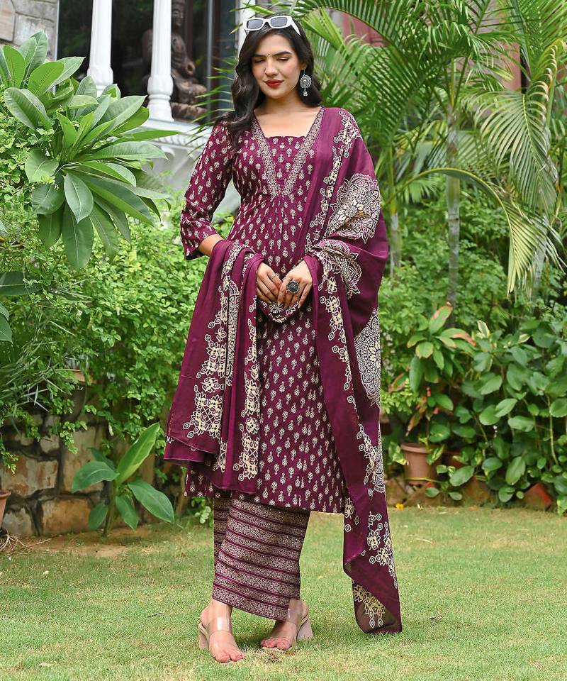 Burgundy floral printed pure cotton kurta set for women