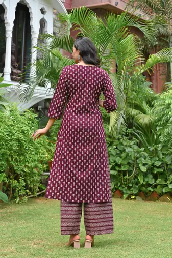 Burgundy floral printed pure cotton kurta set for women