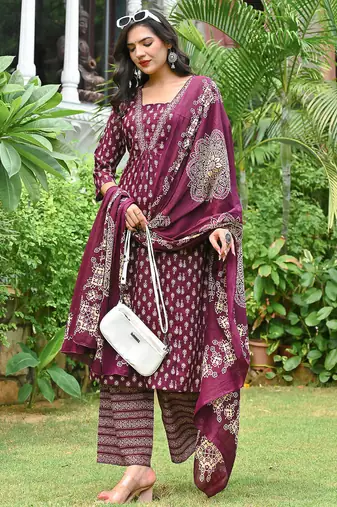 Burgundy floral printed pure cotton kurta set for women