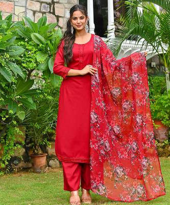 Maroon solid pure cotton kurta set for women 1