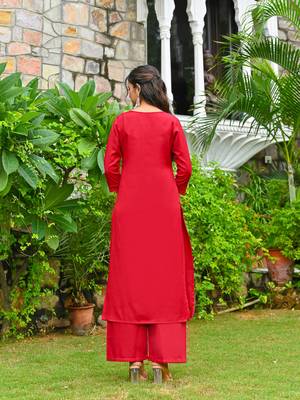 Maroon solid pure cotton kurta set for women 2