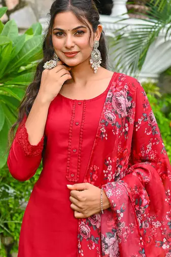 Maroon solid pure cotton kurta set for women