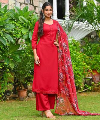 Maroon solid pure cotton kurta set for women 5