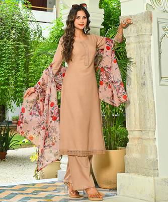 Beige solid pure cotton kurta set for women 3