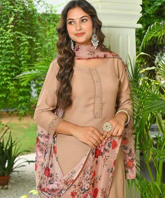 Beige solid pure cotton kurta set for women 5