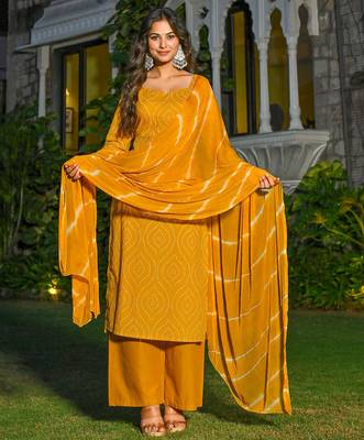 Yellow floral printed pure cotton kurta set for women 1