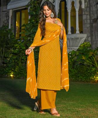 Yellow floral printed pure cotton kurta set for women 4