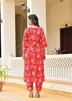 Red floral printed pure cotton kurta set for women 2