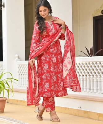 Red floral printed pure cotton kurta set for women 4
