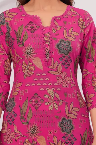 Pink floral printed pure cotton kurta set for women