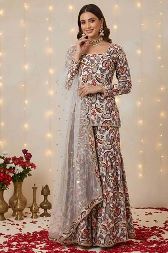 Off white floral printed cotton kurta set for women