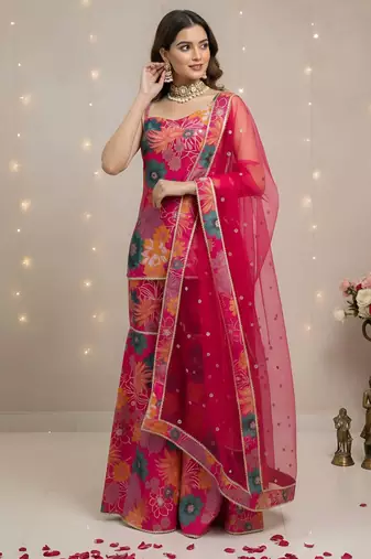 Pink floral printed cotton kurta set for women