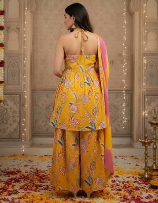 Yellow floral printed pure cotton kurta set for women 2