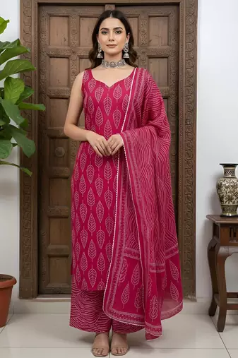 Pink floral printed cotton kurta set for women