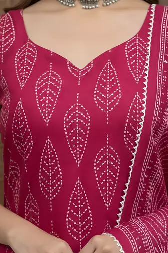 Pink floral printed cotton kurta set for women