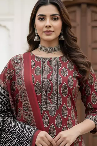 Maroon floral printed cotton kurta set for women