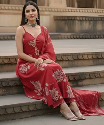 Red floral printed pure cotton kurta set for women 3