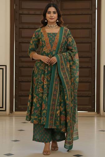 Green floral printed pure cotton kurta set for women