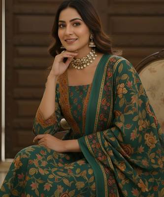 Green floral printed pure cotton kurta set for women 4