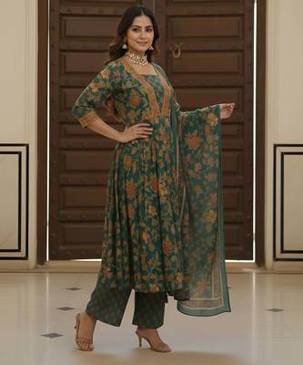 Green floral printed pure cotton kurta set for women 5