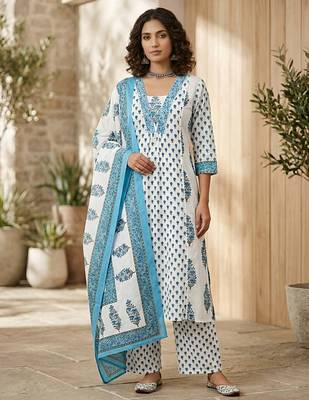 Off white floral printed pure cotton kurta set for women 1