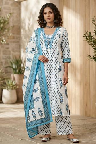 Off white floral printed cotton kurta set for women
