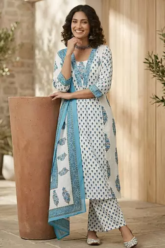 Off white floral printed cotton kurta set for women