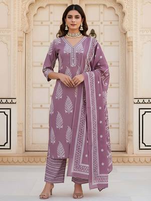 Mauve floral printed pure cotton kurta set for women 5
