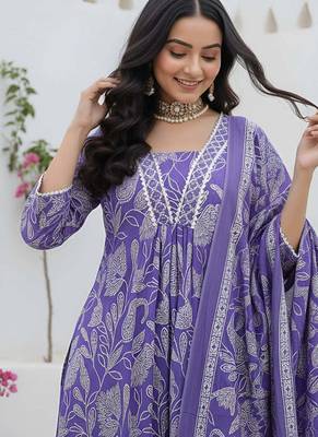 Lavender floral printed pure cotton kurta set for women 4