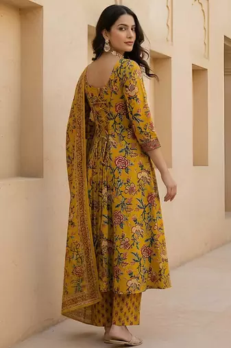 Yellow floral printed pure cotton kurta set for women