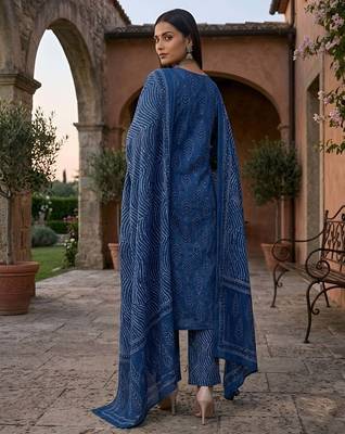 Blue floral printed pure cotton kurta set for women 2