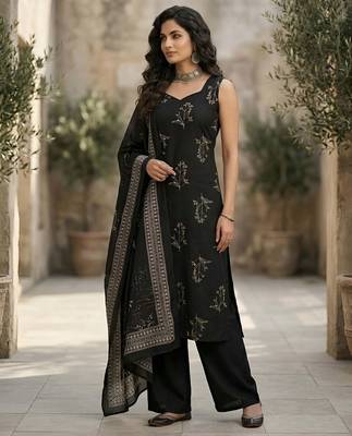 Black floral printed pure cotton kurta set for women 3