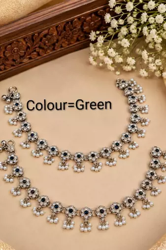 Green mehandi-plated agate stone anklets