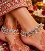 Baby pink mehandi-plated agate stone anklets