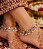 Maroon mehandi-plated agate stone anklets