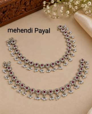 Maroon mehandi-plated agate stone anklets 3